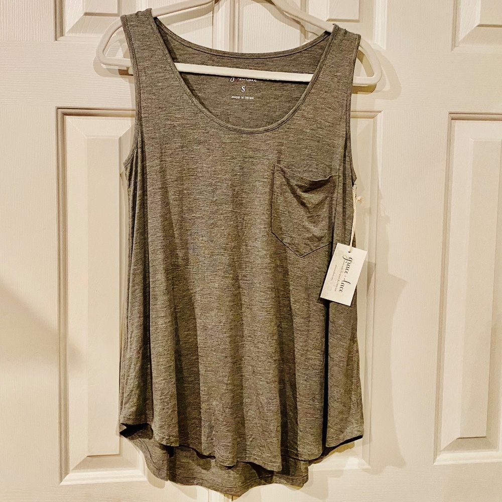 ☕️ NWT Grace & Lace Gray Tank Top Small, Scoop Tapered length Longer in back